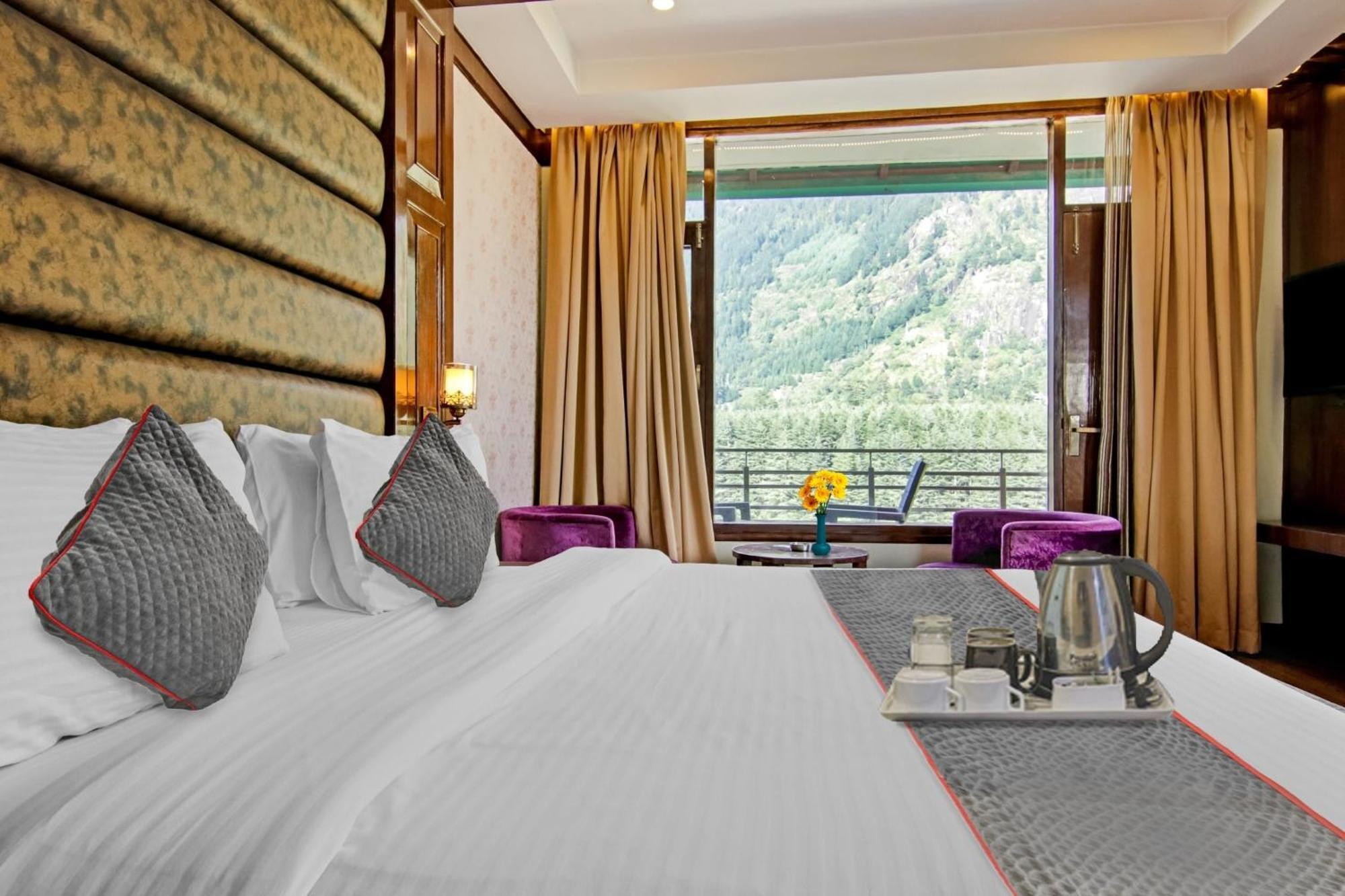 Отель Townhouse Oak Rohtang Heights Манали Экстерьер фото