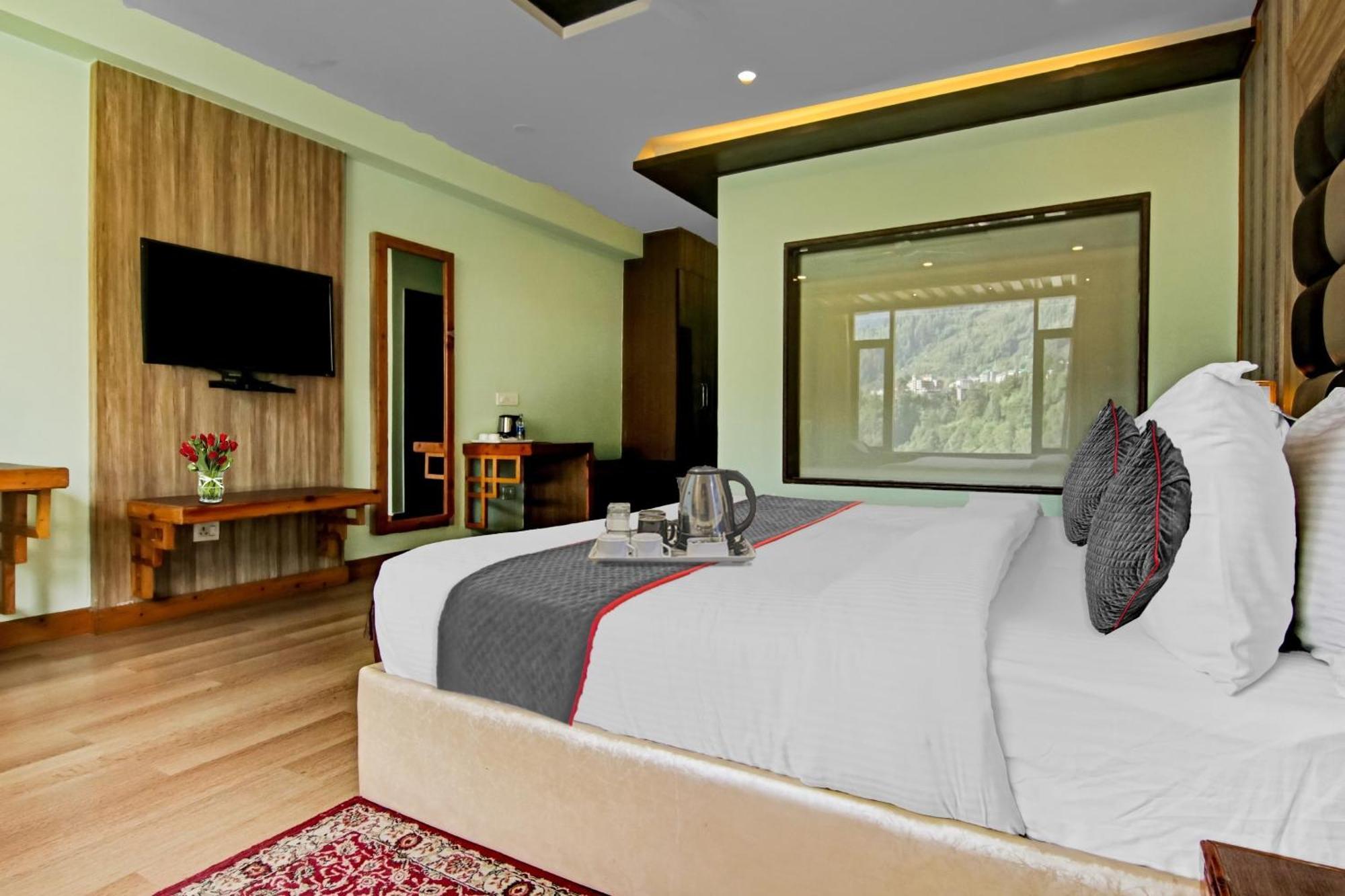 Отель Townhouse Oak Rohtang Heights Манали Экстерьер фото